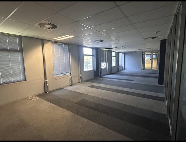 600M² OFFICE TO LET IN MENLYN
